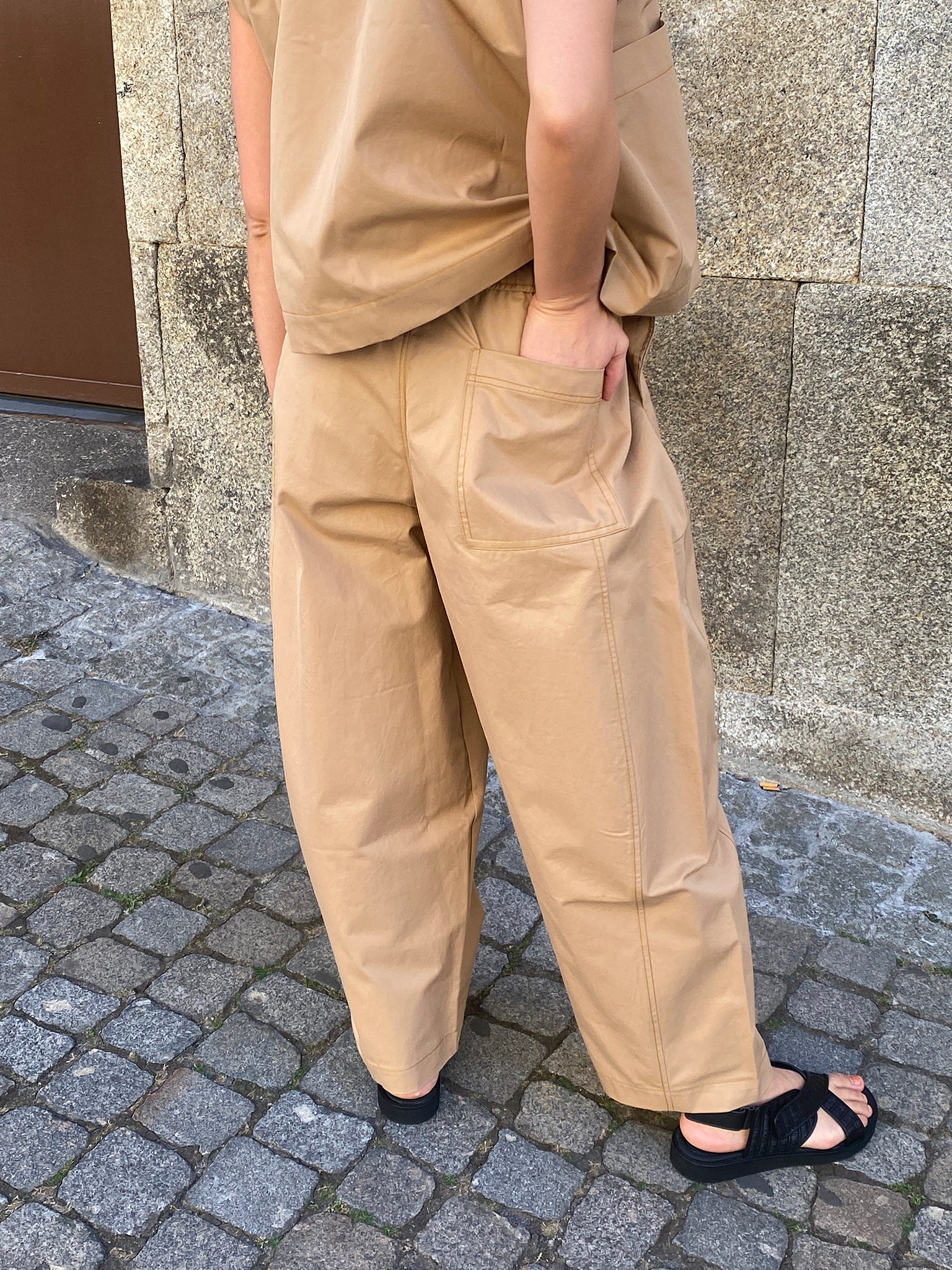 Balão trousers, Caramel